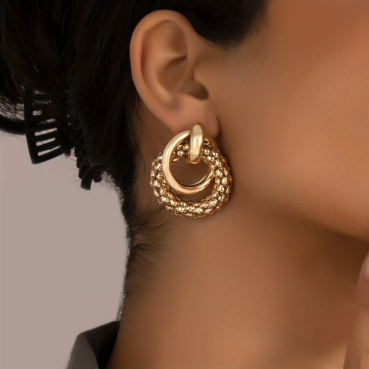 Circle Geometric Earrings in Gold Tone