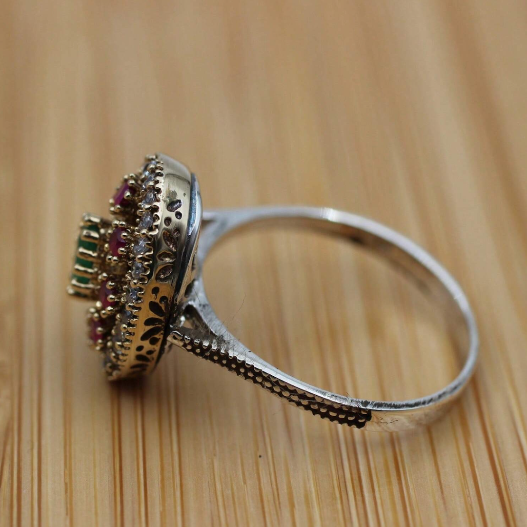 Antique-Style Bohemian Gemstone-Look Ring