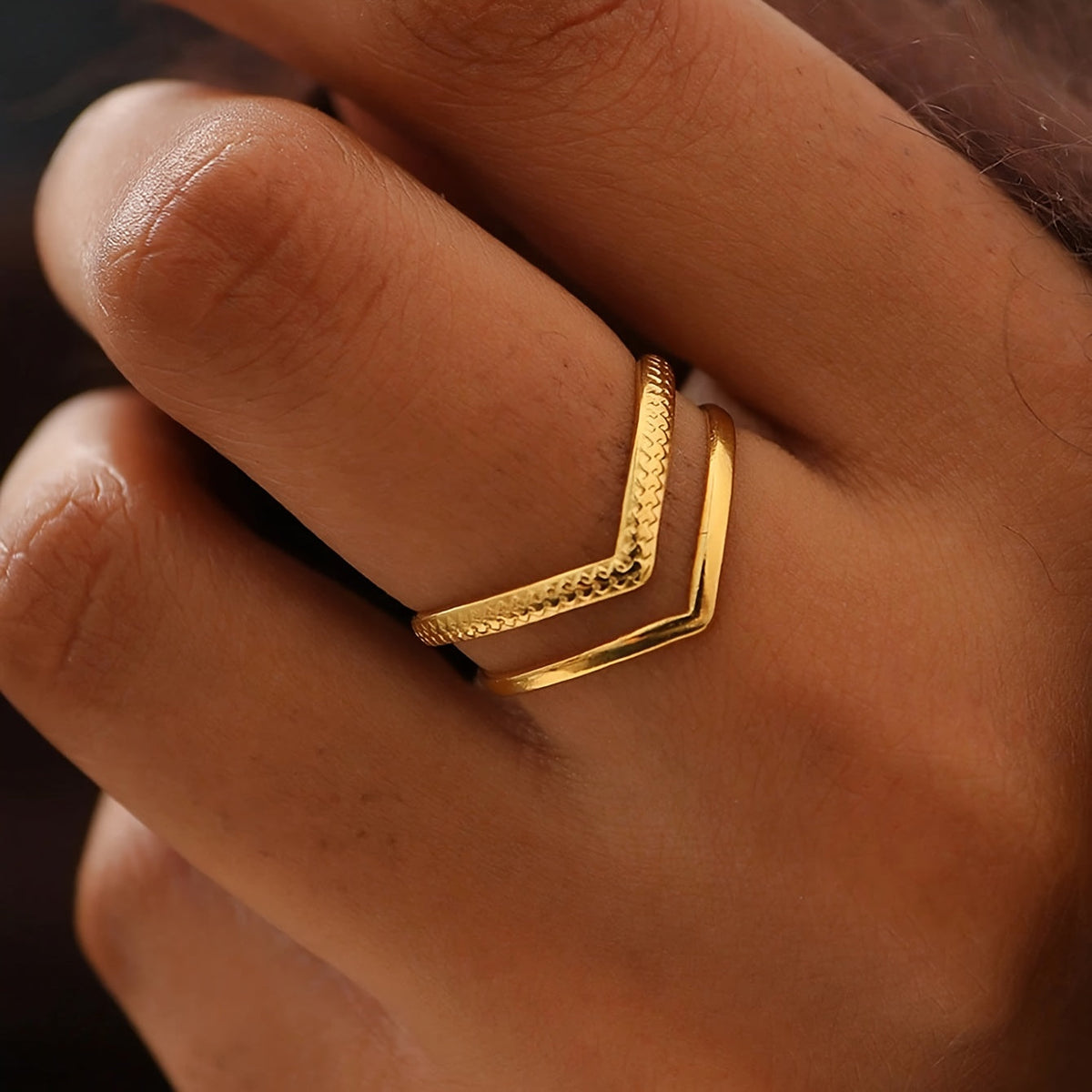 Adjustable Double-Layer V-Shaped Statement Ring