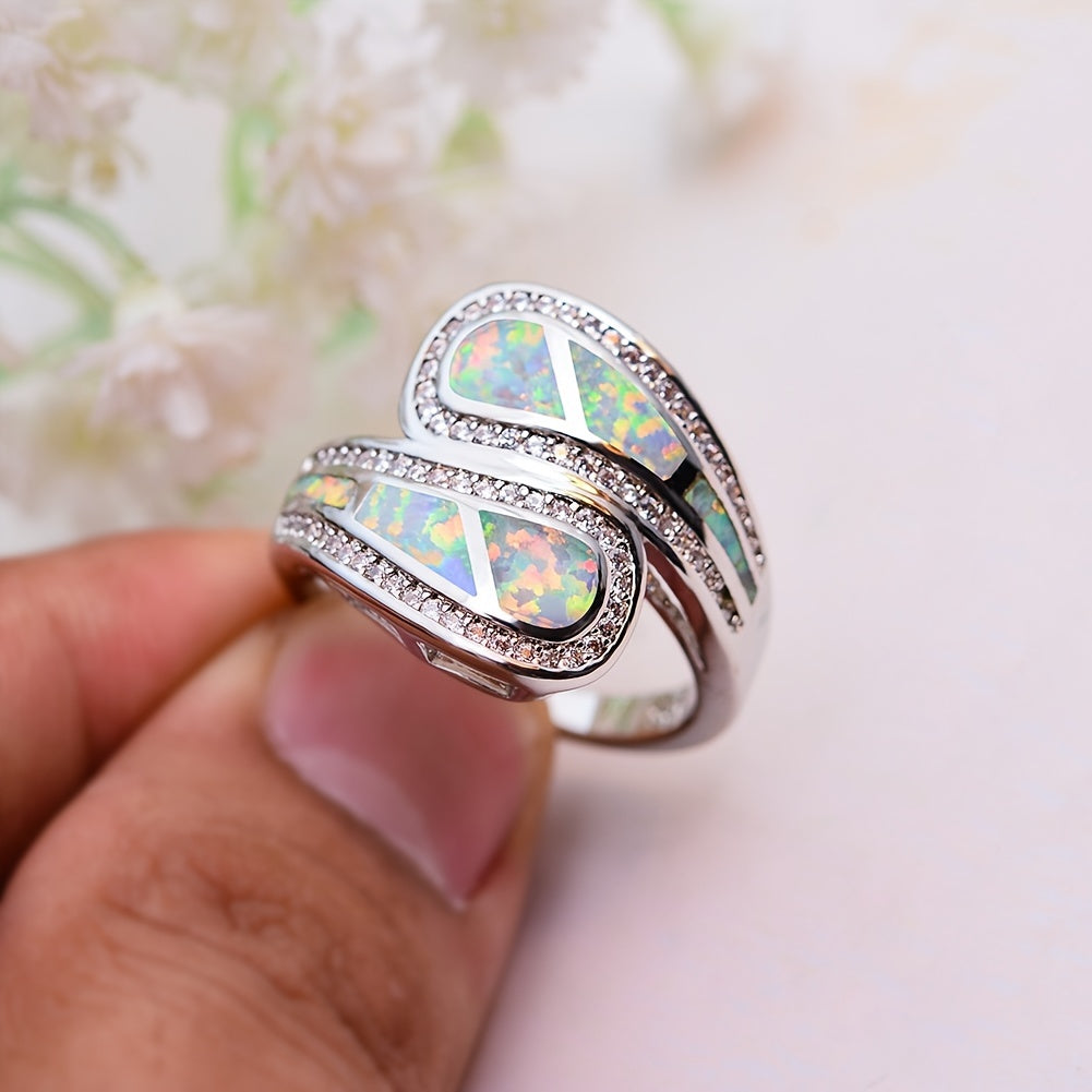Vintage-Style Boho White Opal-Look Ring