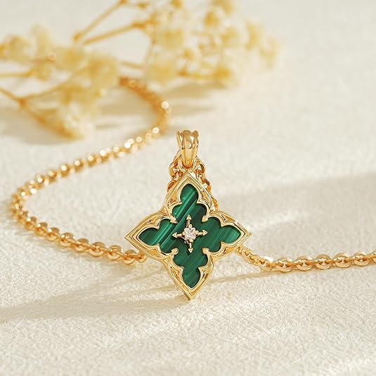Emerald-Look Clover Pendant Necklace in Gold Tone