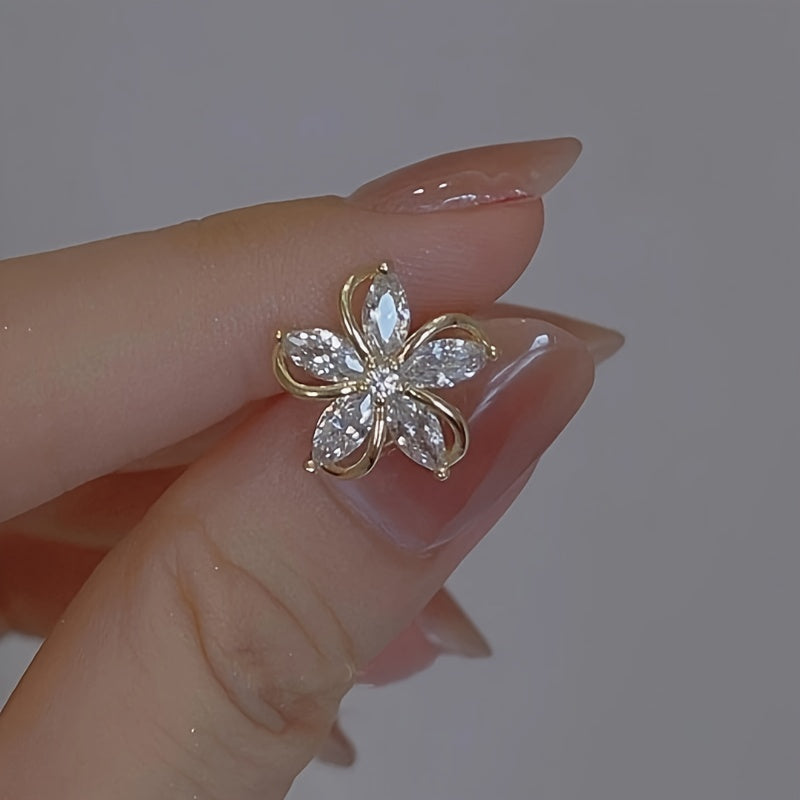 Oorknopjes met bloem van kubische zirkonia