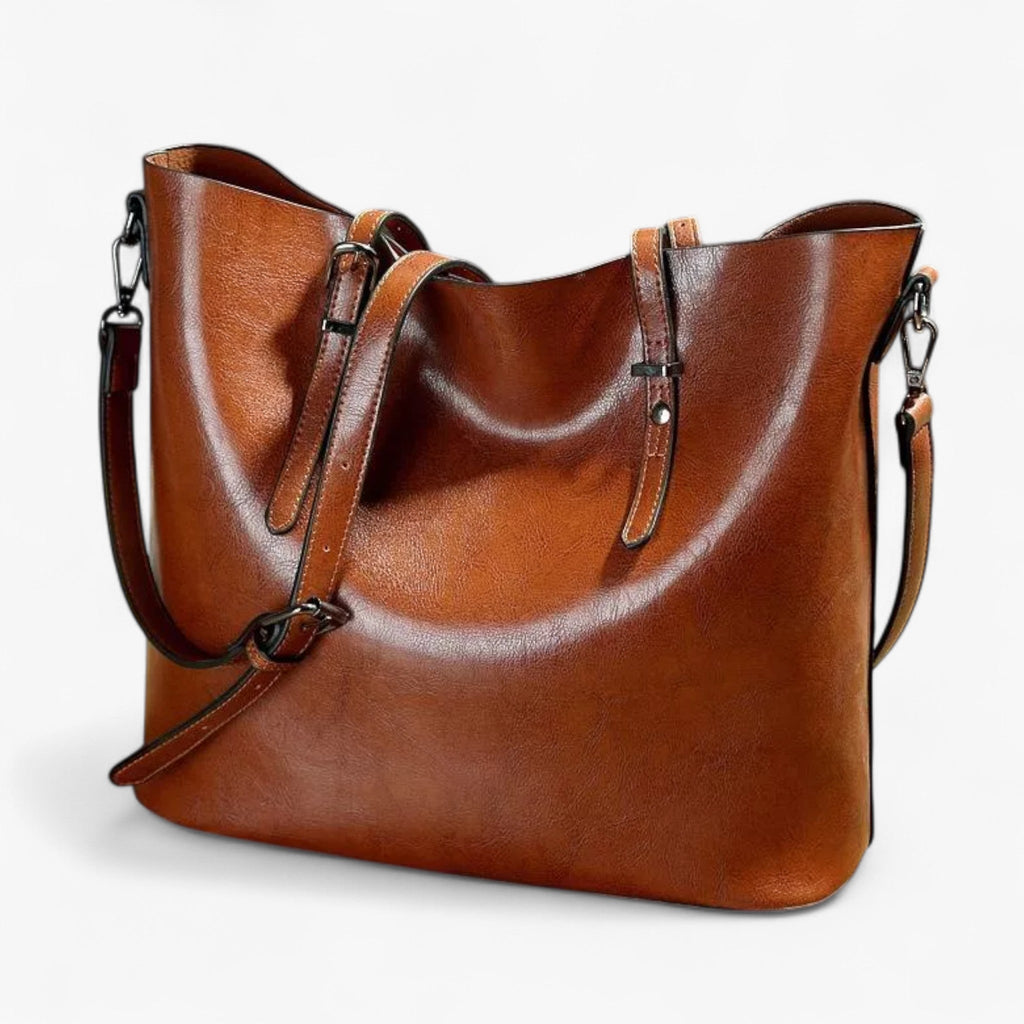 Discreet Refined Everyday Shoulder Bag for All Seasons