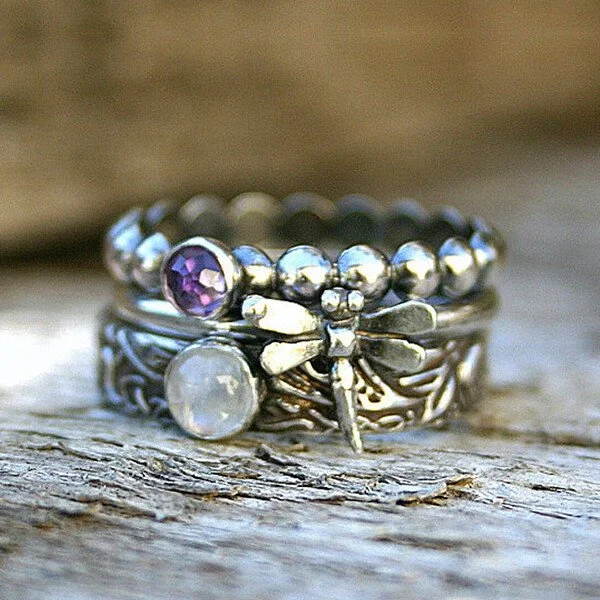 Vintage-Style Handmade Dragonfly Purple Zirconia Ring