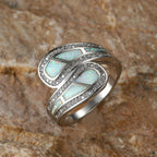 Vintage-Style Boho White Opal-Look Ring