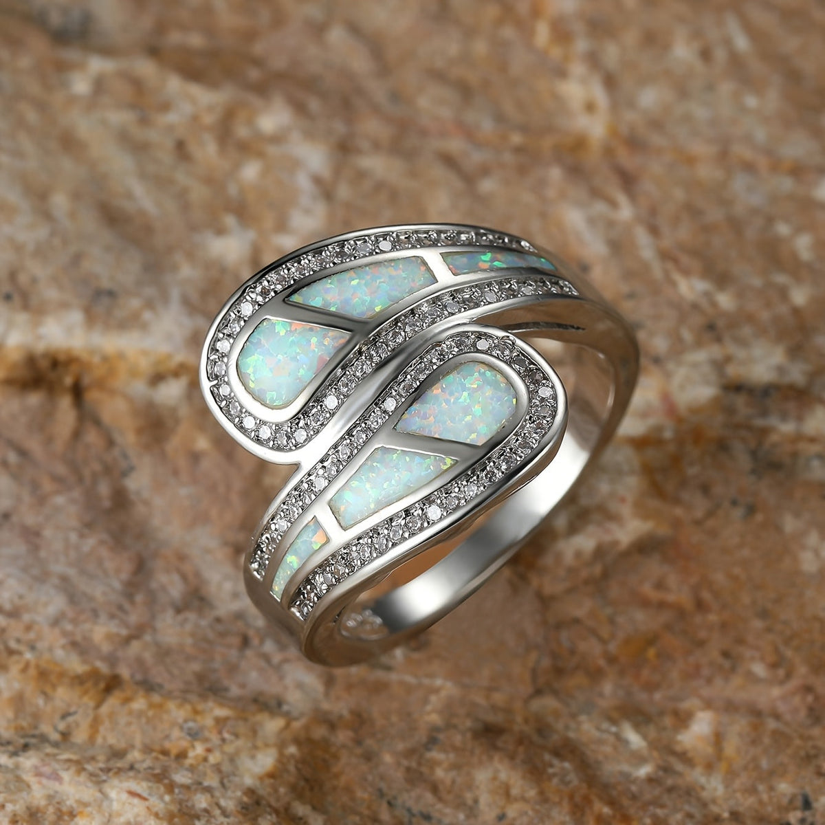 Vintage-Style Boho White Opal-Look Ring