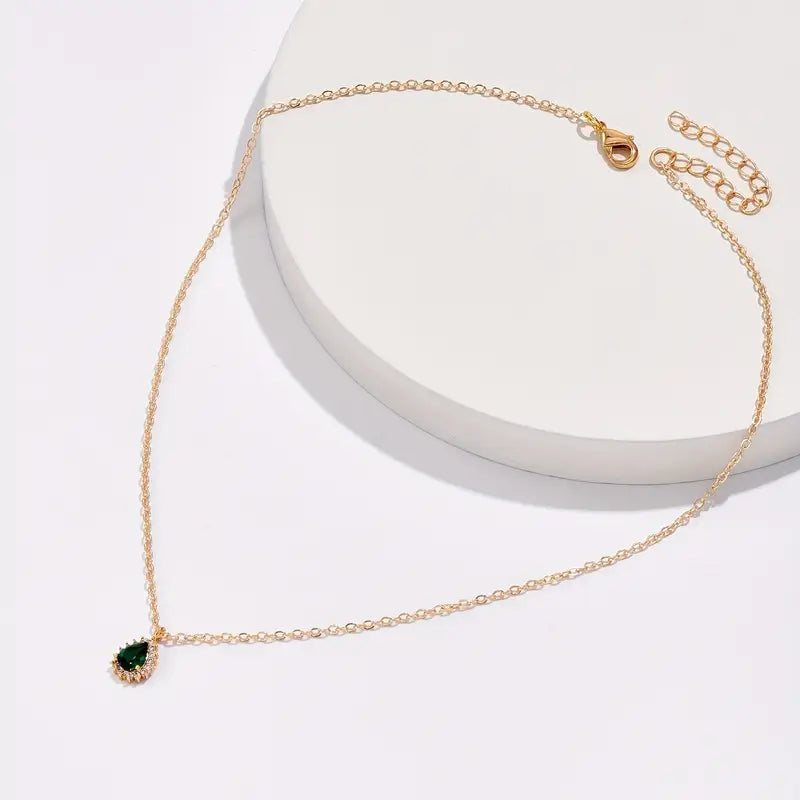 Fine Gold-Tone Necklace with Tiny Dark Stone