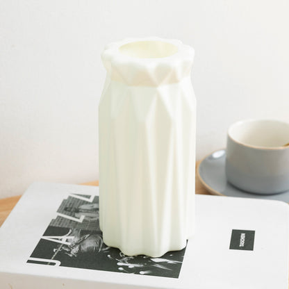 Nordic Style Plastic Decorative Vase – Break-Resistant, Lightweight, Multiple Colours