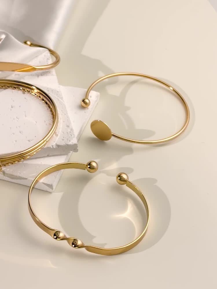 Five-Piece Round Smooth Metal Bangle Set