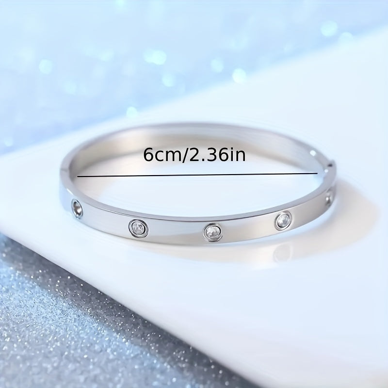 Classic Bracelet in Three Tones