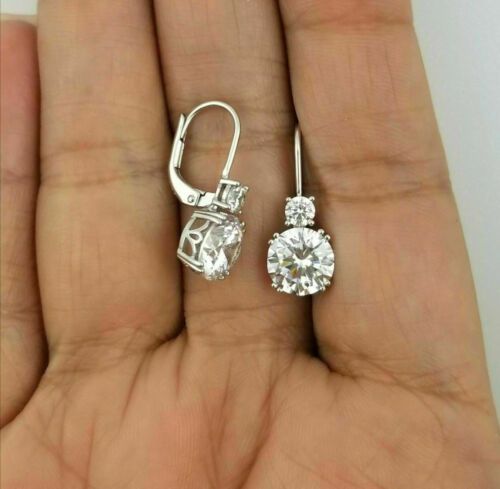 Vintage-Style Round White Moissanite Earrings