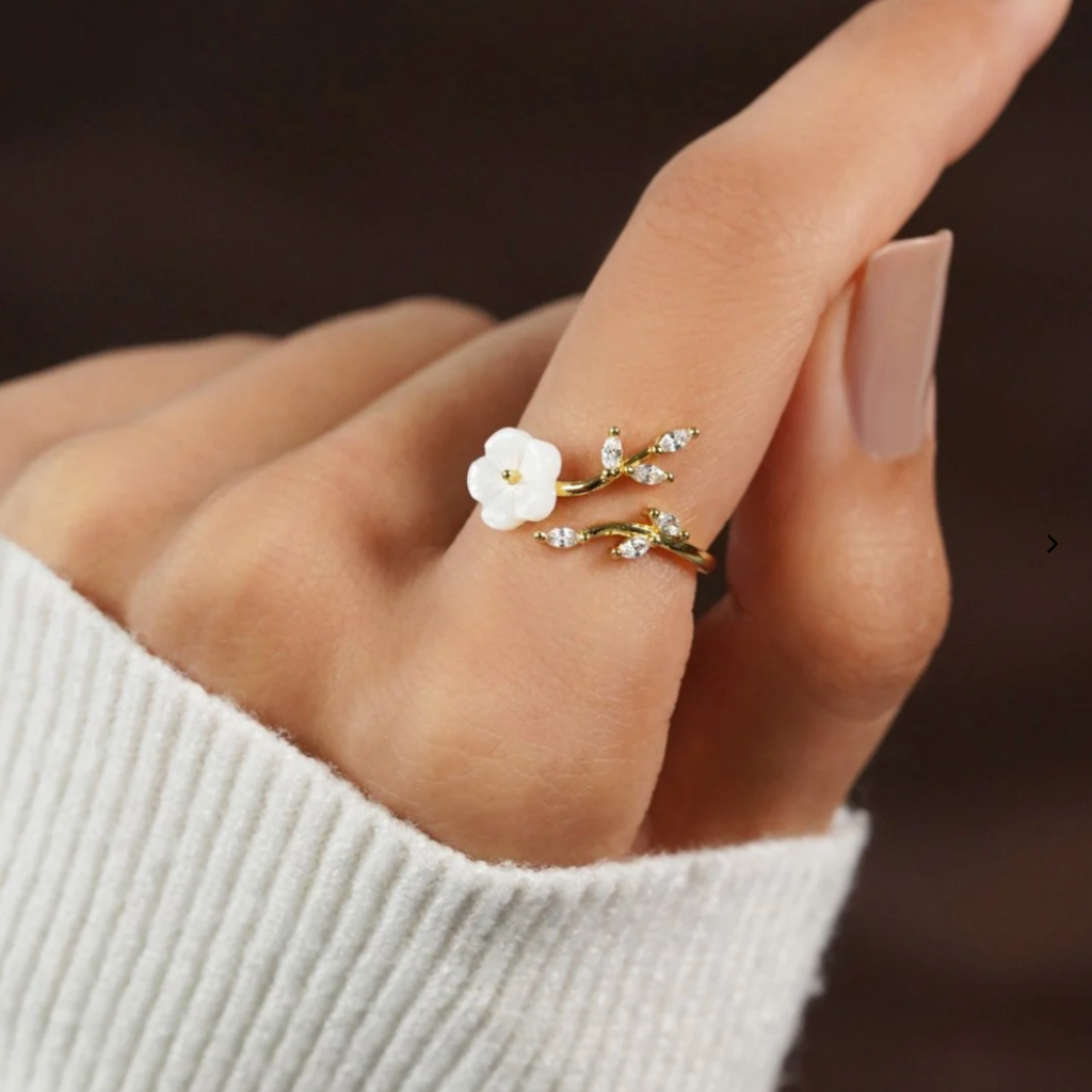 Adjustable Spring Flower Self-Love Ring