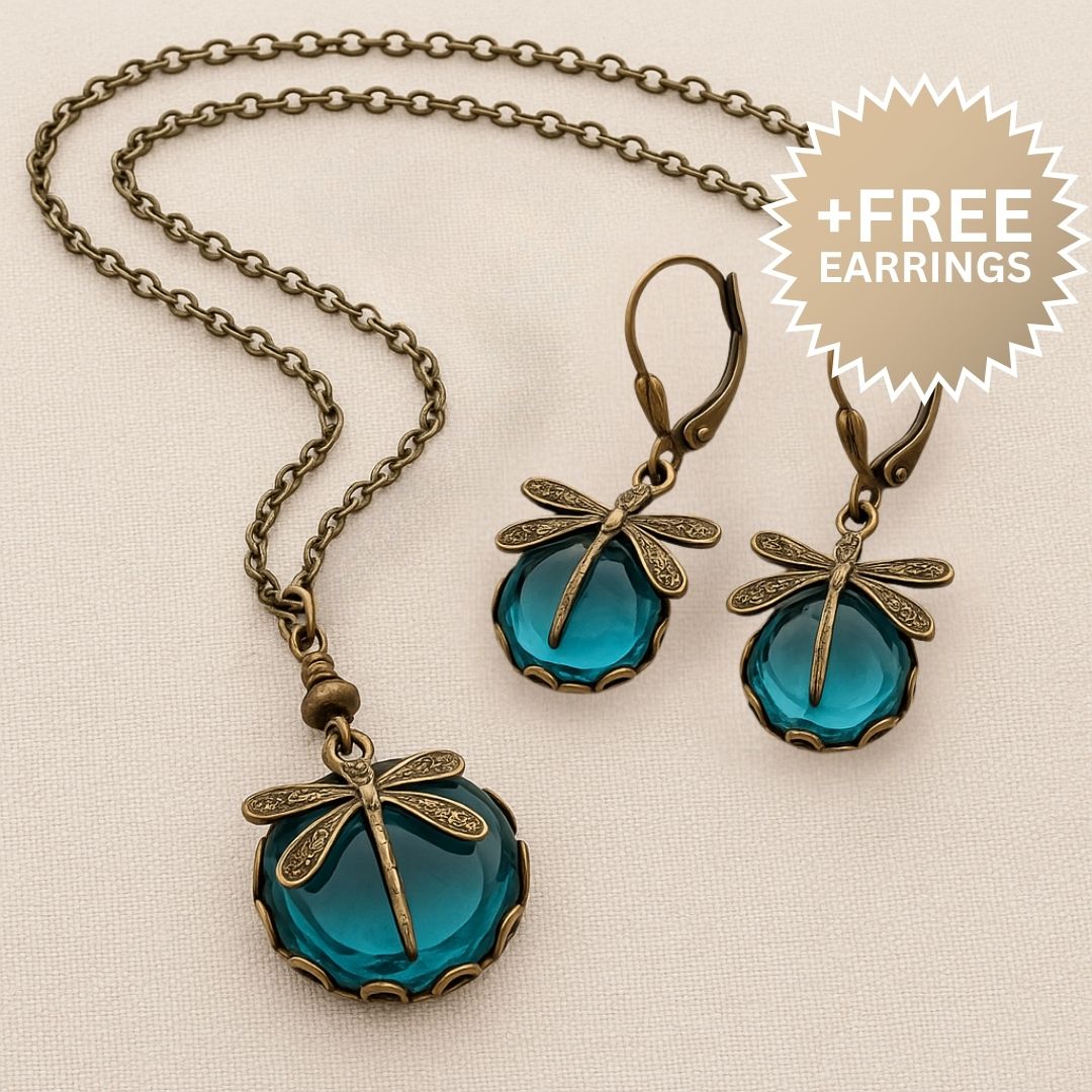 Vintage-Style Dragonfly Necklace and Earrings Set