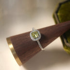 Anel Aberto com Zircónia Verde-Azeitona Estilo Vintage Ajustável