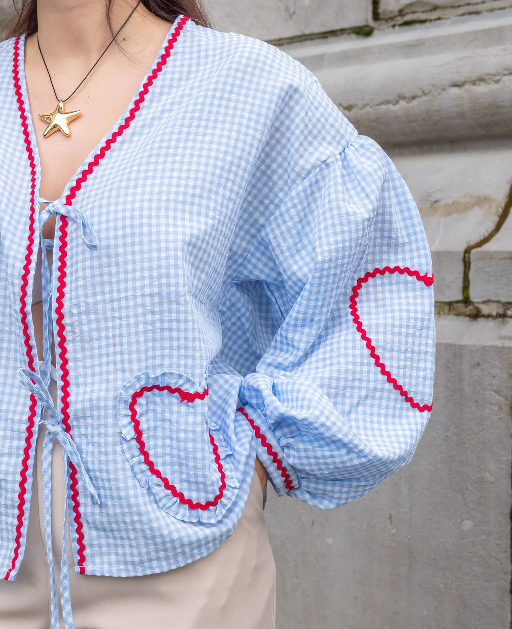 Tie-Front Blouse in Cotton with Gingham Heart Print