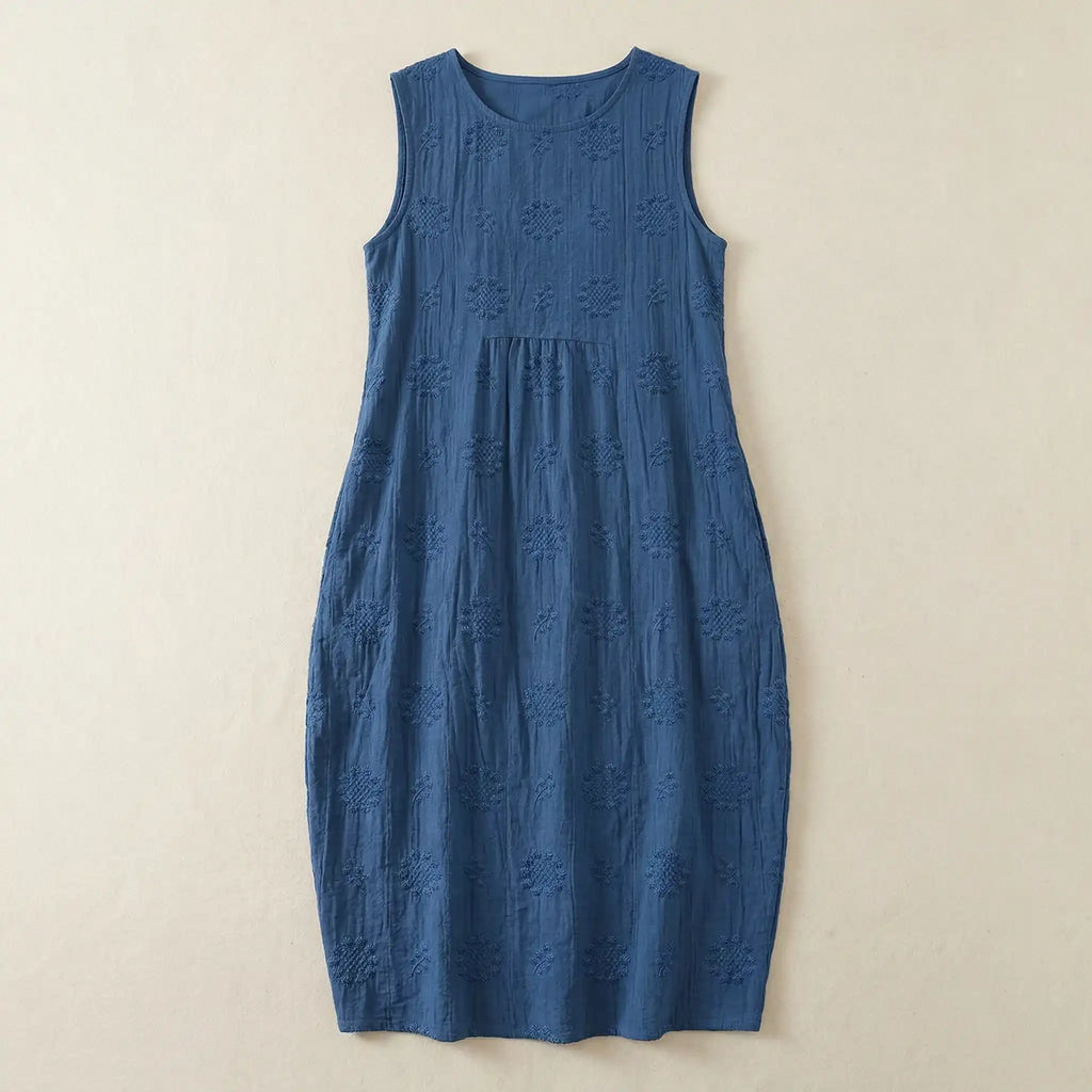 Mouwloze geborduurde maxi-jurk met oversized boho-snit