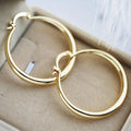 Goudkleurige oorbellen, 12 mm