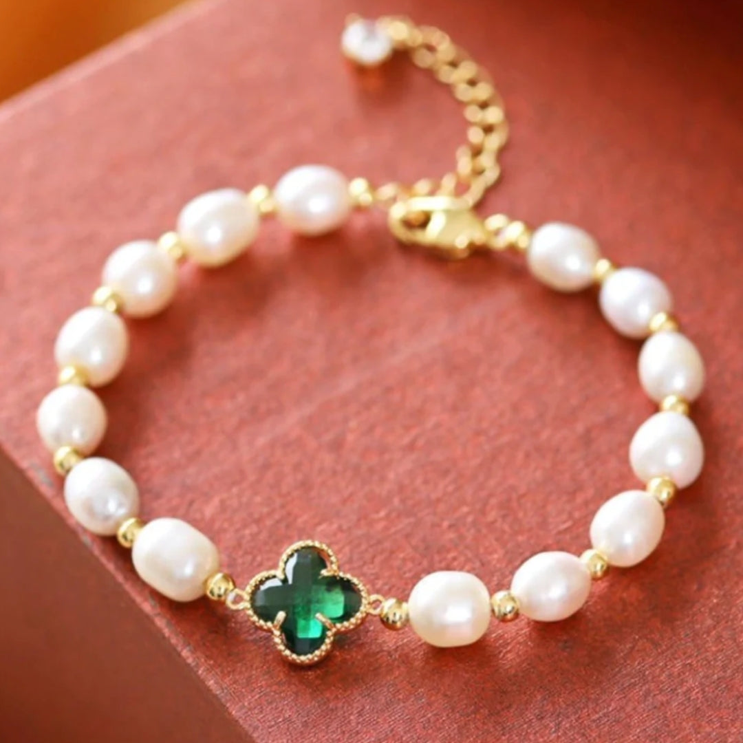 Emerald-Look Cloverleaf and Pearl Bracelet