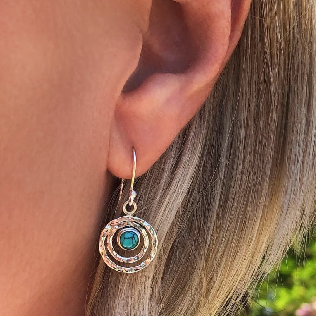 Boho-oorbellen met Saturnusring en turkooislook
