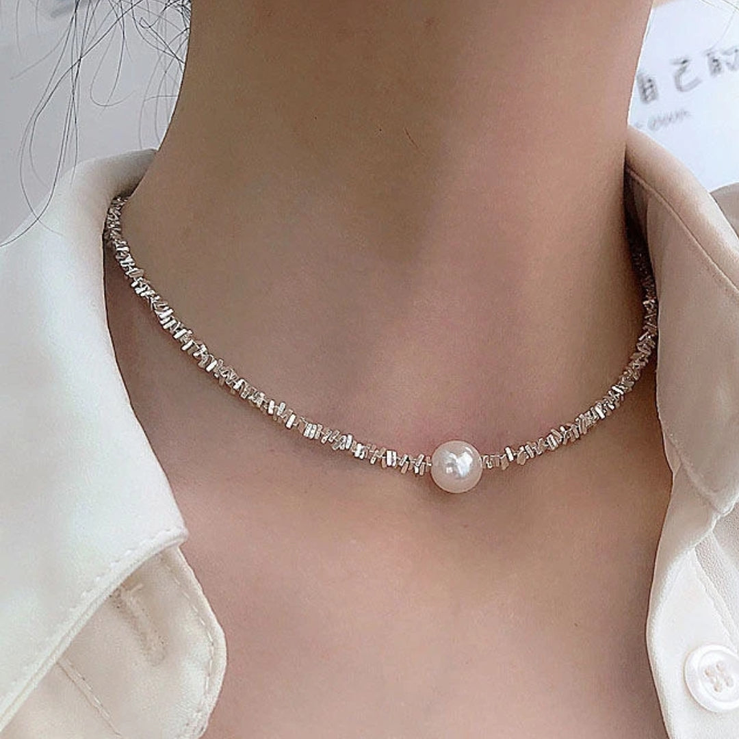 Pearl Strand Choker with Centre Pearl