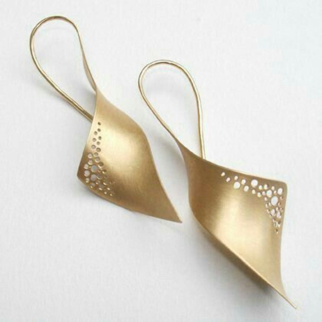 Vintage-Style Gold-Tone Hollow Earrings