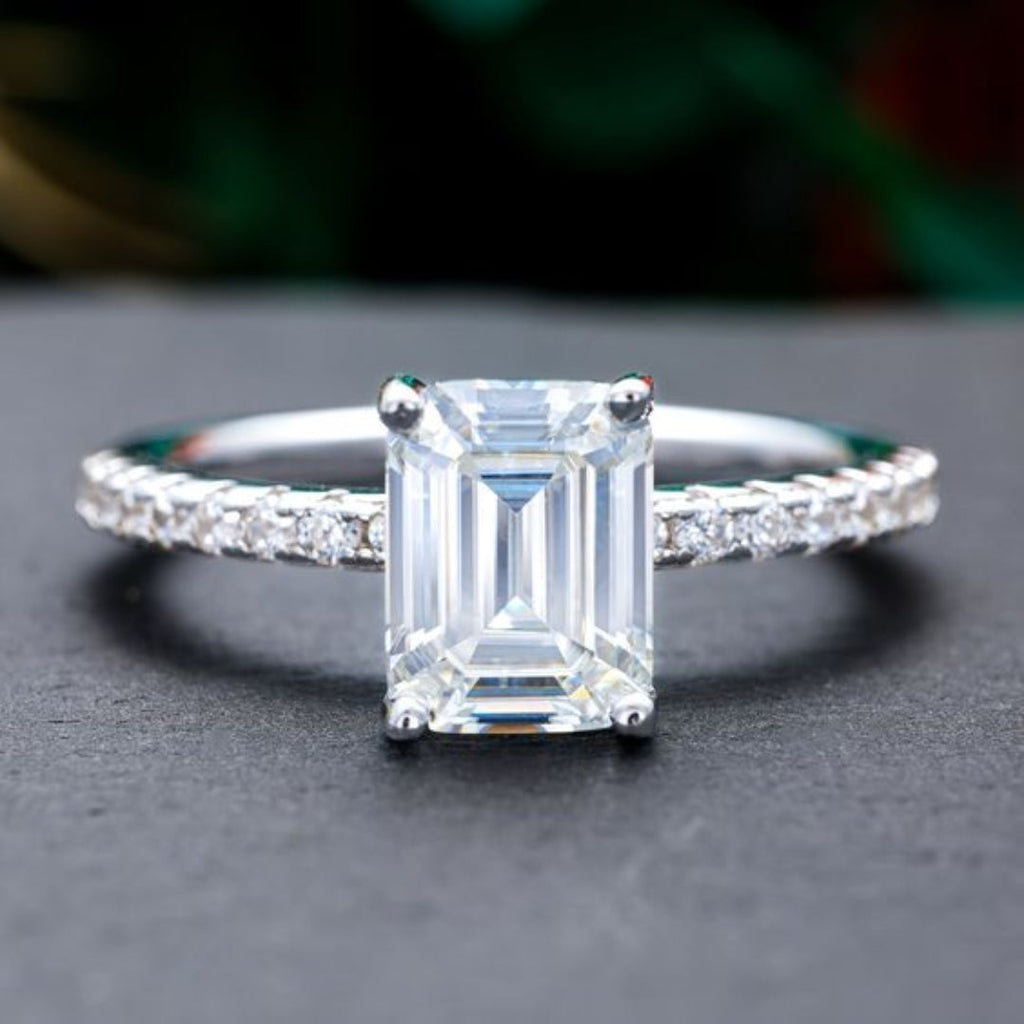 Vintage-Style White Crystal Silver-Tone Zirconia Ring