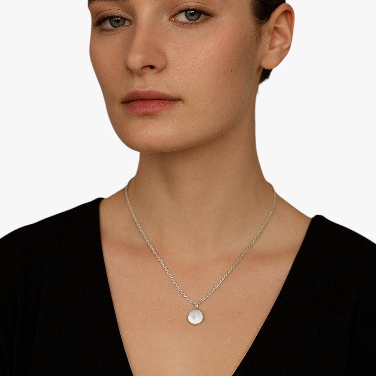 Sterling Silver Choker with Single Pearl Pendant