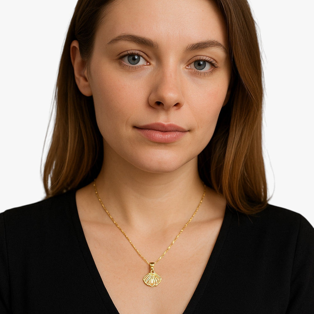 Retro ketting met parelmoer en pareldetail
