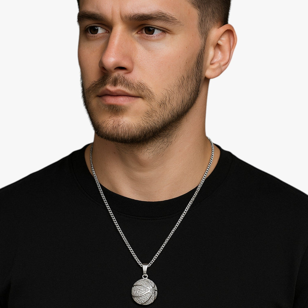Ketting met basketbalhanger en strassbezetting