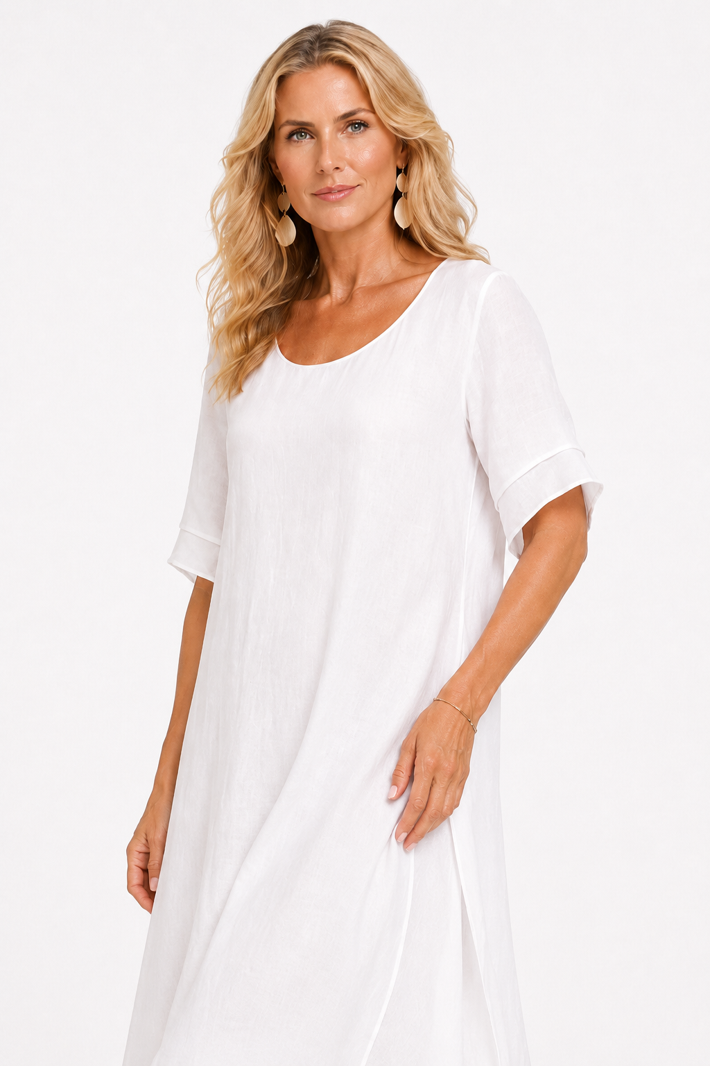 Open-Neckline Dress with a Flowing, Lightly Draped Cut