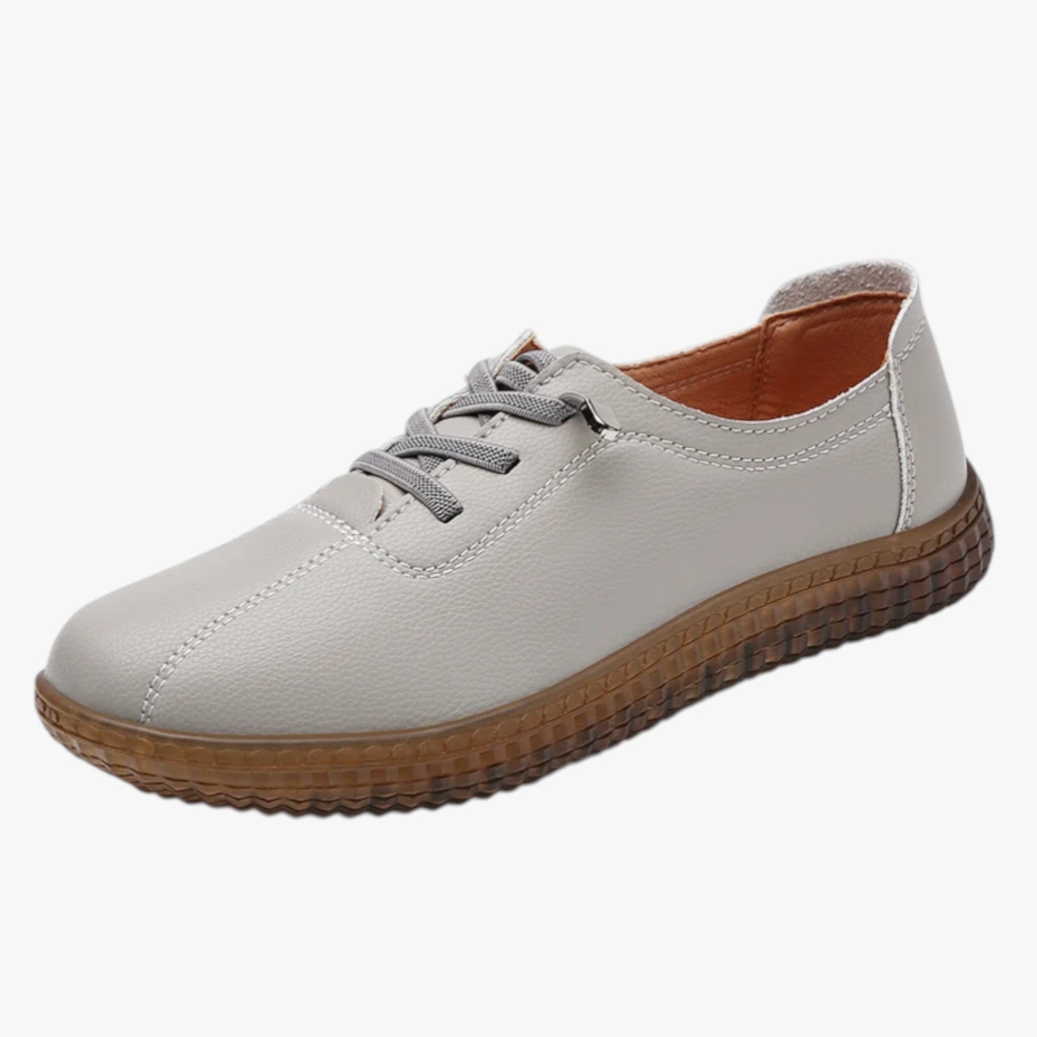 Geperforeerde zomersneakers met flexibele zool en licht gevoel