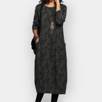 Loose-Fit Everyday Dress with a Soft Handle for Cooler Days