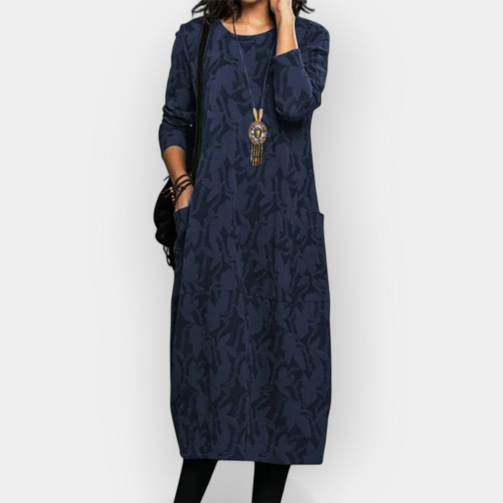Loose-Fit Everyday Dress with a Soft Handle for Cooler Days