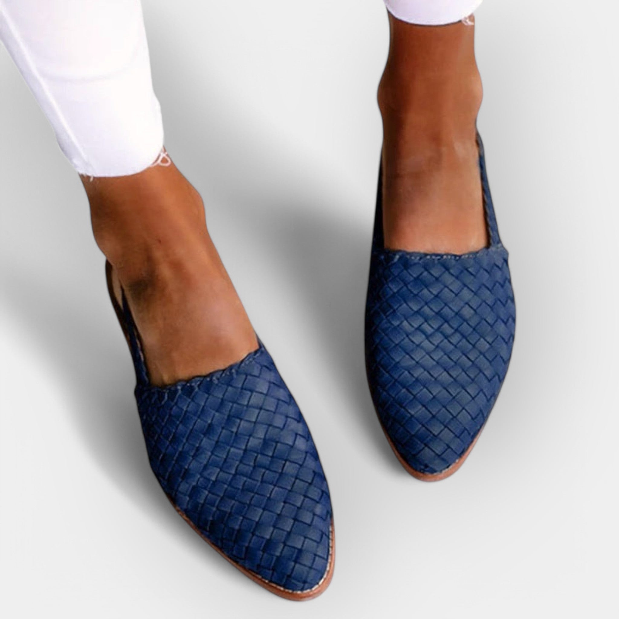 Handgemaakte sandalen van imitatieleer met verstelbare bandjes
