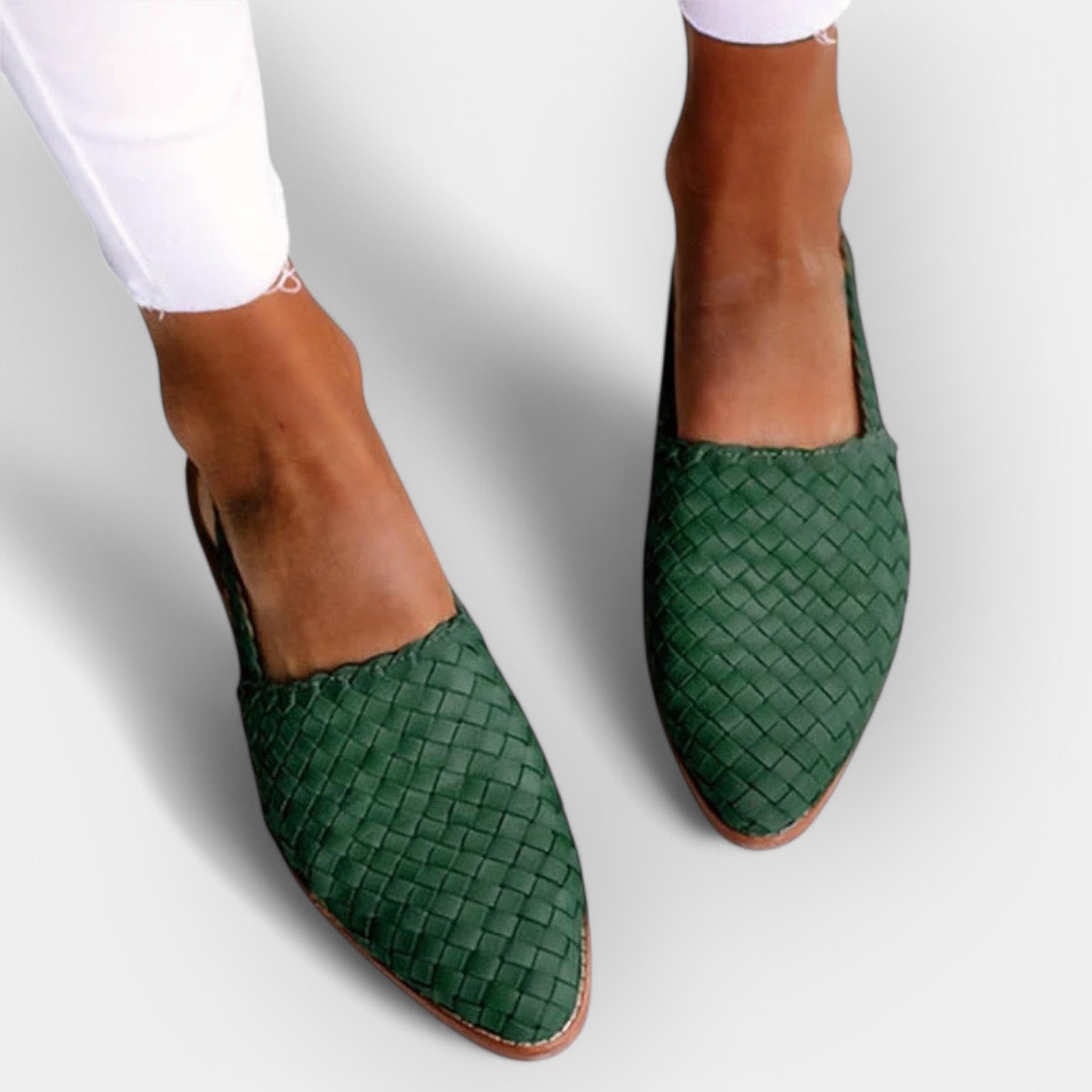 Handgemaakte sandalen van imitatieleer met verstelbare bandjes