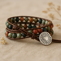 Leren wikkelarmband met halfedelsteen en love