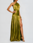 Metallic geplisseerde maxi-jurk met halterhals en hoge split