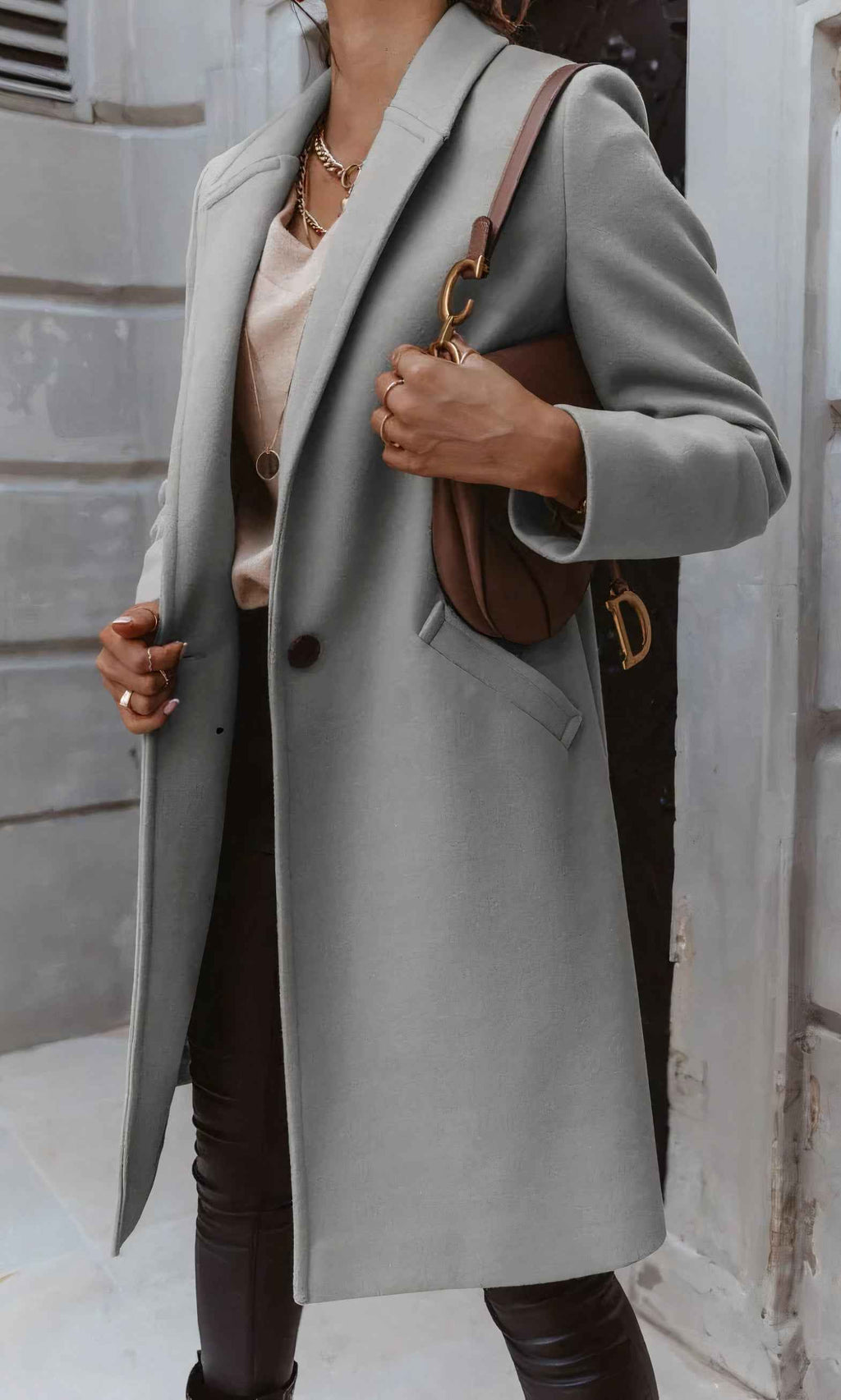 Longline Coat with a Straight Cut for Layered Winter Style