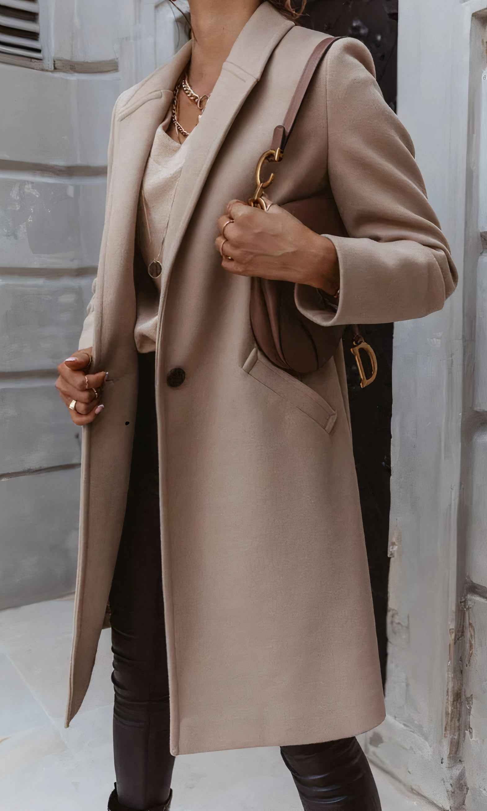 Longline Coat with a Straight Cut for Layered Winter Style