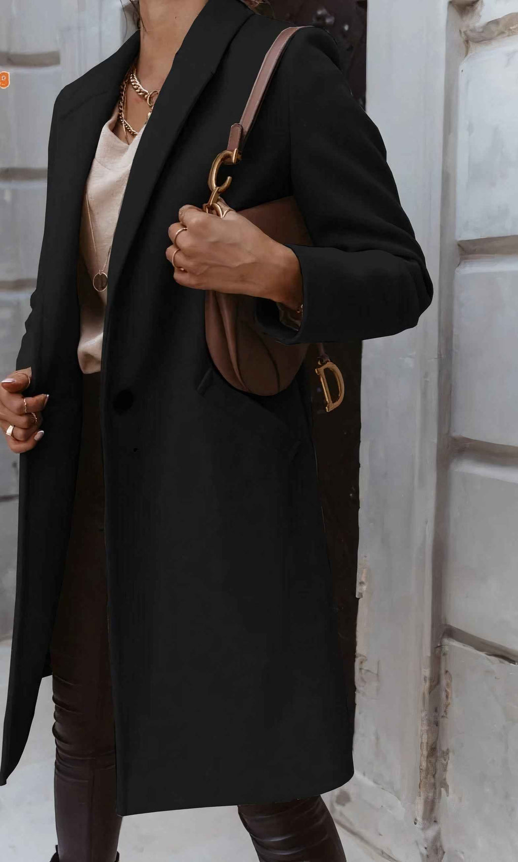 Longline Coat with a Straight Cut for Layered Winter Style