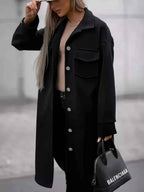 Long Coat with a Simple Silhouette for Everyday Occasions