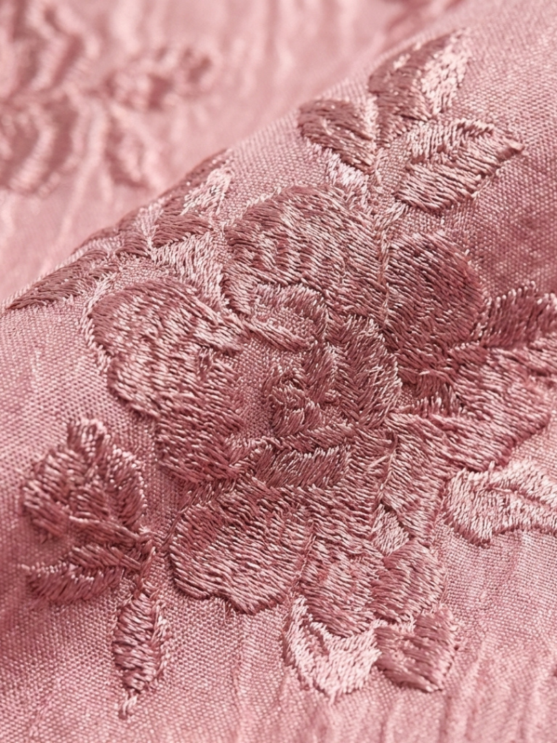 Maxi-jurk met bloemenprint en getailleerde riemtaille