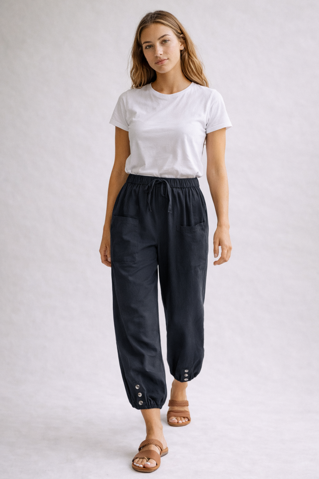 Katoenen broek met hoge taille, koord en zakken opzij
