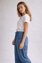 Katoenen broek met hoge taille, koord en zakken opzij