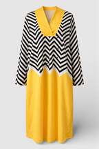 Zigzag Print Oversized Dress with V-Neck and Contrast Hem
