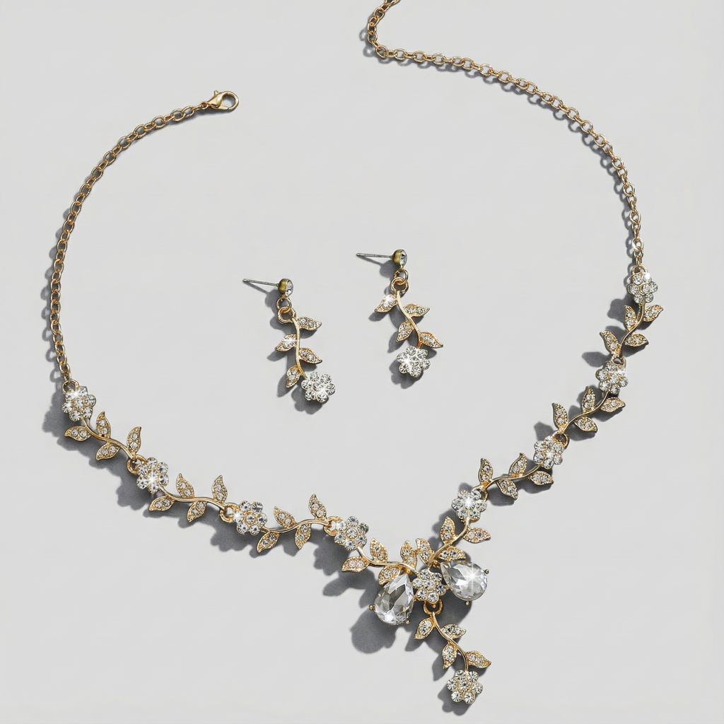 Bloemige kristalset met ketting en oorbellen met blaadjes