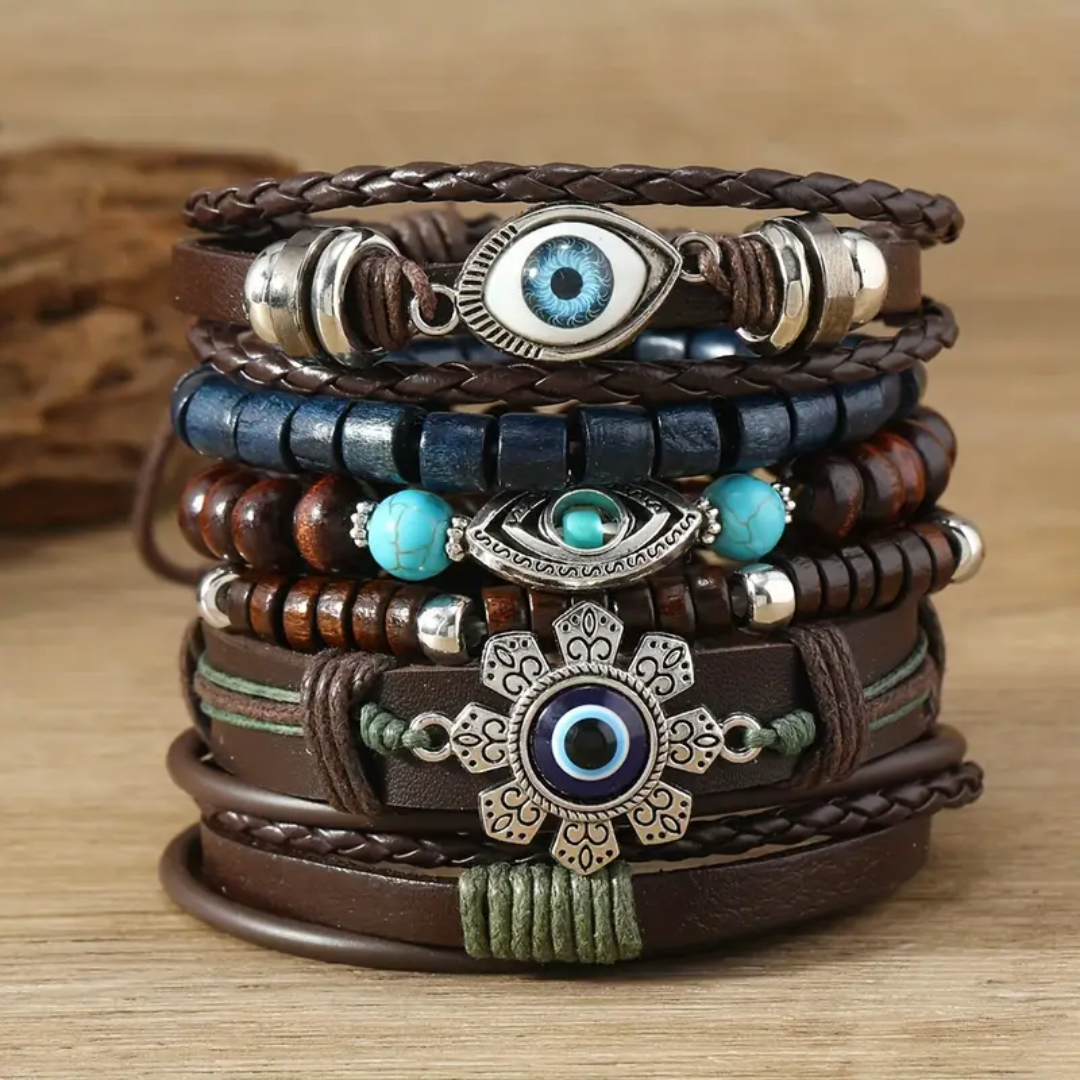 Meerstrengse armbandenstapel met oogkralen