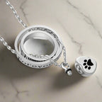 Roestvrijstalen gedenkketting met urn en pootje