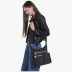 Waterafstotende nylon crossbodytas met RFID-blokkerend vak