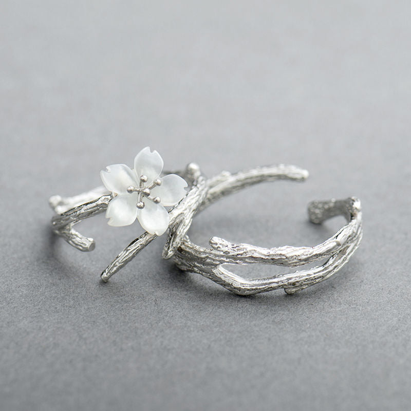 Adjustable White Flower Ring on Branch-Style Band